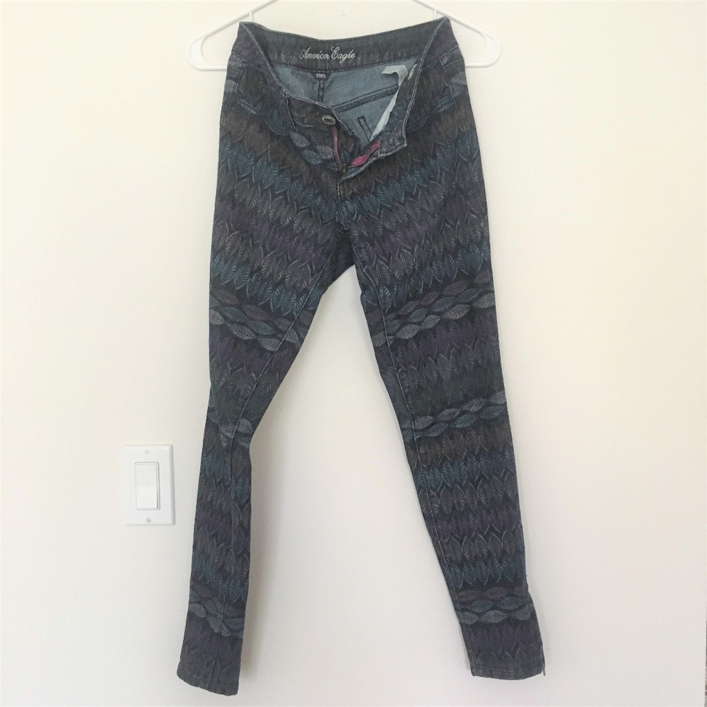 American Eagle Pattern Jeggings